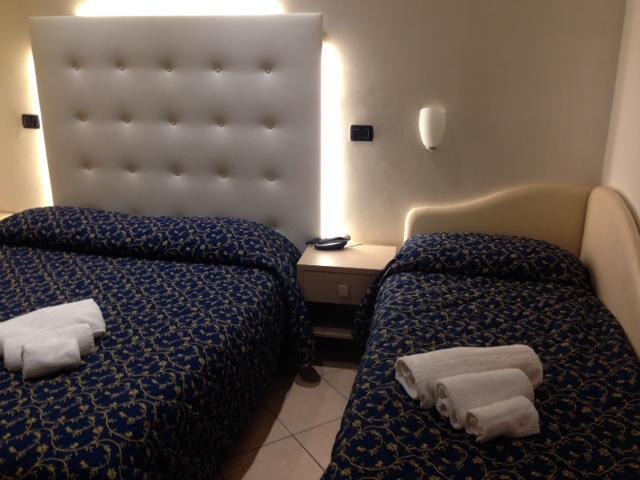 Hotel Mediterraneo Pesaro Pokój zdjęcie