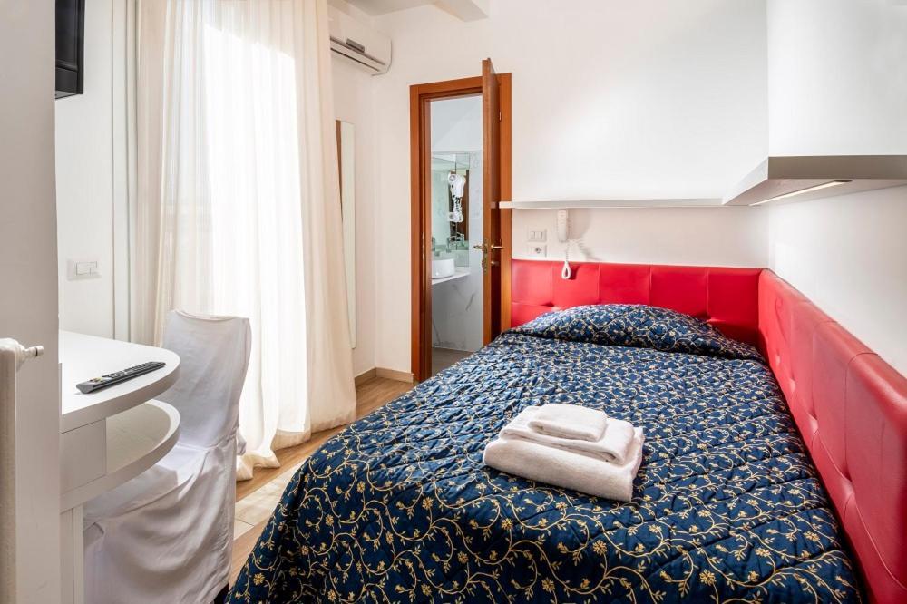 Hotel Mediterraneo Pesaro Zewnętrze zdjęcie